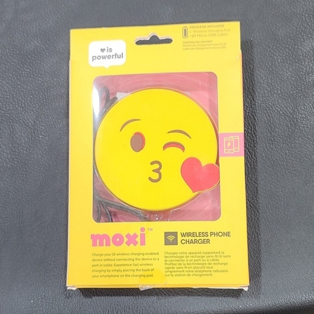 EMOJI WIRELESS PHONE CHARGER